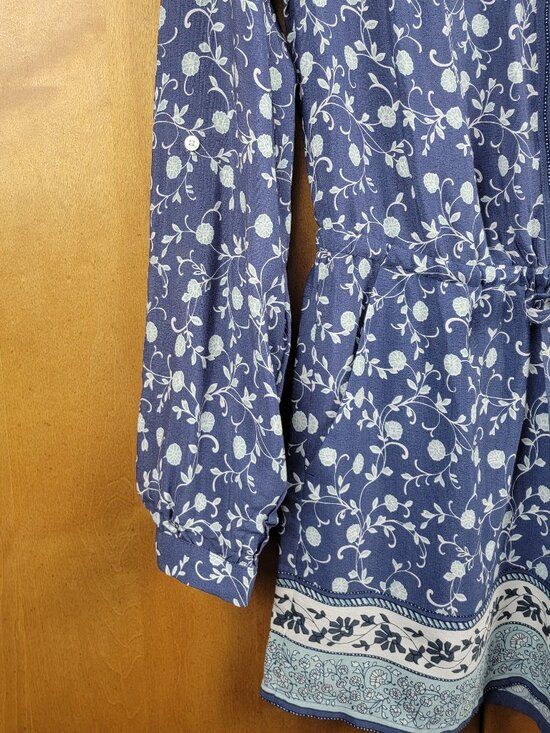 Ann Taylor LOFT Blue Green Floral Romper With Pockets - XS - Picture 5 of 11